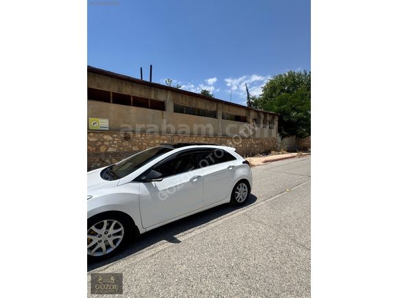 GÖZDE den 2014 MODEL İ30 1.6 CRDİ ELİTE PLUS/OTOMATİK/CAM TAVAN