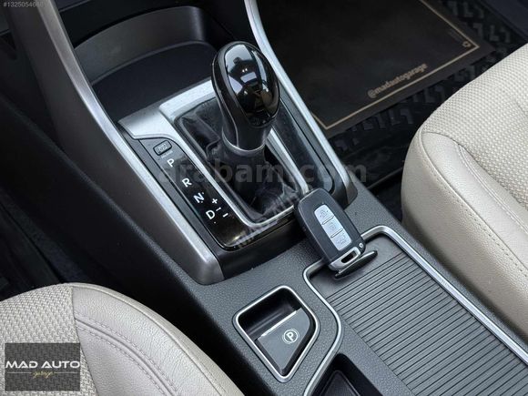 *MAD AUTO*2013 HYUNDAİ İ30 ELİTE CAM TAVAN+KEYLESS+GERİ GÖRÜŞ K.