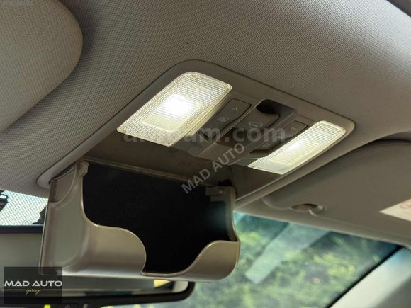 *MAD AUTO*2013 HYUNDAİ İ30 ELİTE CAM TAVAN+KEYLESS+GERİ GÖRÜŞ K.