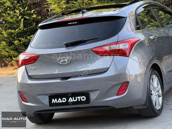 *MAD AUTO*2013 HYUNDAİ İ30 ELİTE CAM TAVAN+KEYLESS+GERİ GÖRÜŞ K.