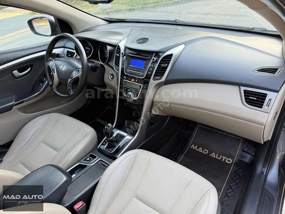 *MAD AUTO*2013 HYUNDAİ İ30 ELİTE CAM TAVAN+KEYLESS+GERİ GÖRÜŞ K.
