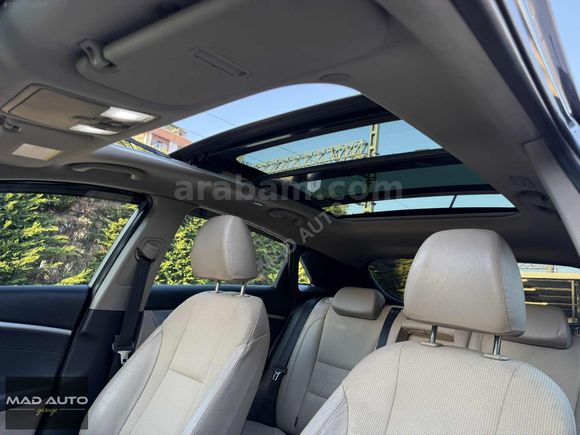 *MAD AUTO*2013 HYUNDAİ İ30 ELİTE CAM TAVAN+KEYLESS+GERİ GÖRÜŞ K.
