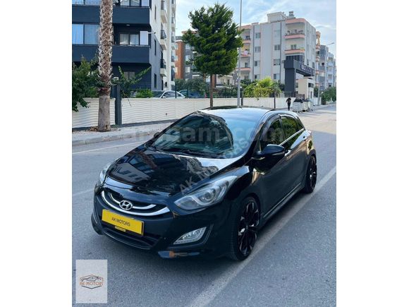AK MOTORS'DAN 2013 OTOMATİK İ30