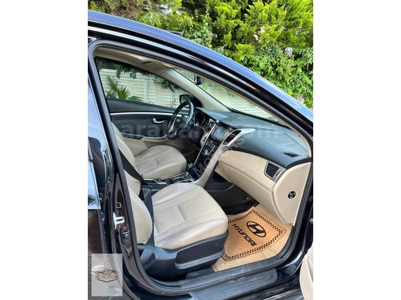 AK MOTORS'DAN 2013 OTOMATİK İ30