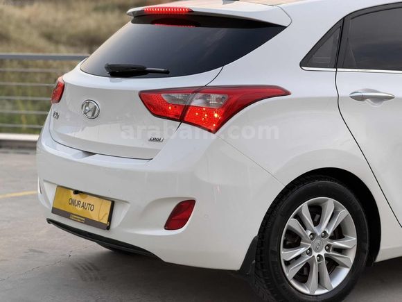 2014 126 BİN'DE DEĞİŞENSİZ CAM TAVAN OTOMATİK ELİTE