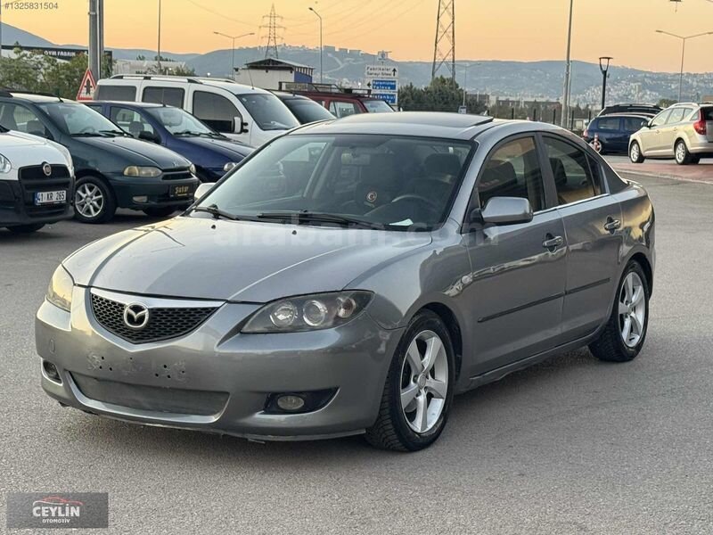 Galeriden Mazda 3 1.6 Dynamic 2005 Model Kocaeli 380.000 km Füme