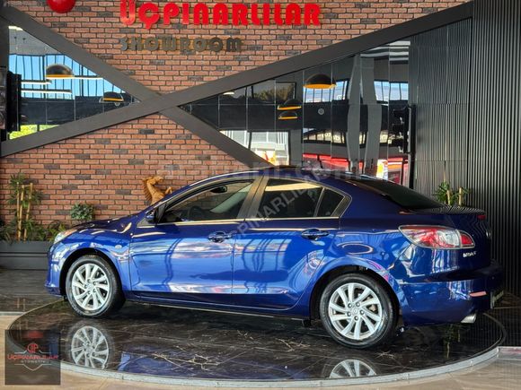 ÜÇPINARLILAR'DAN 2012 MAZDA 3 1.6 IMPRESSİVE+SANROFF+K.ISITMA+
