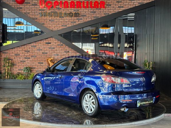 ÜÇPINARLILAR'DAN 2012 MAZDA 3 1.6 IMPRESSİVE+SANROFF+K.ISITMA+