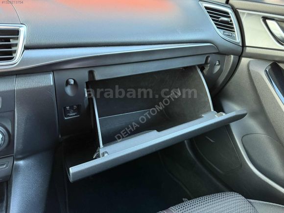 DEHA'DAN 2017 MAZDA 3 SEDAN 1.5 SKYACTİVE-D 410 BİN PEŞİN 36 AY