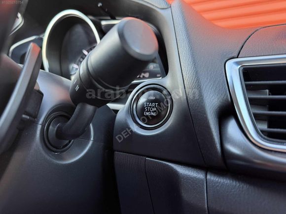 DEHA'DAN 2017 MAZDA 3 SEDAN 1.5 SKYACTİVE-D 410 BİN PEŞİN 36 AY