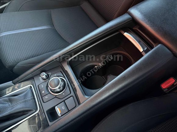 DEHA'DAN 2017 MAZDA 3 SEDAN 1.5 SKYACTİVE-D 410 BİN PEŞİN 36 AY
