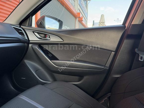 DEHA'DAN 2017 MAZDA 3 SEDAN 1.5 SKYACTİVE-D 410 BİN PEŞİN 36 AY