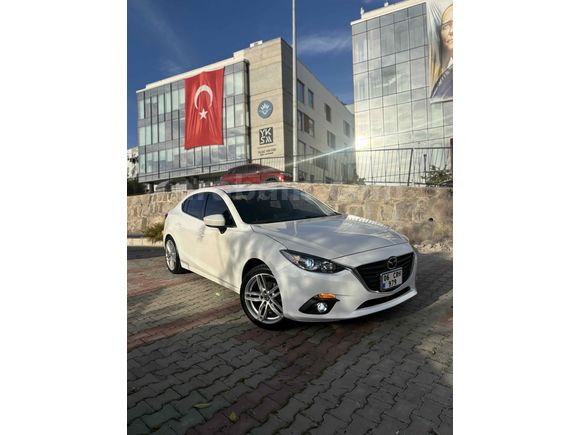 Sahibinden Mazda 3 1.5 SkyActive-G Motion 2015 Model 