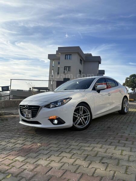 Sahibinden Mazda 3 1.5 SkyActive-G Motion 2015 Model 1