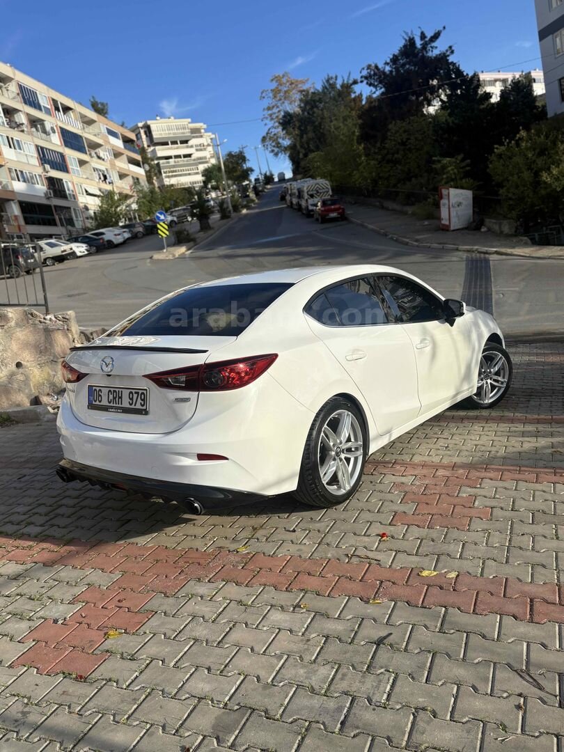 Sahibinden Mazda 3 1.5 SkyActive-G Motion 2015 Model 5