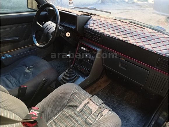 Masrafsız R 9 1.4 Spring 1993 Model