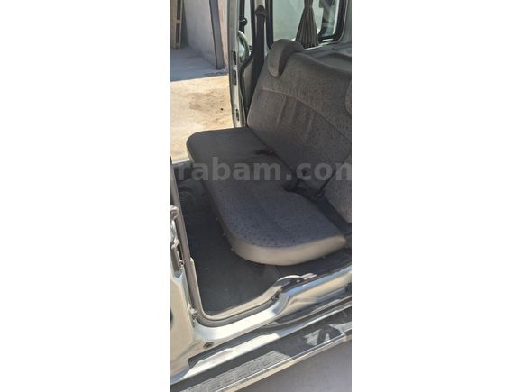Sahibinden Renault Kangoo 1.5 dCi Authentique 2004 Model