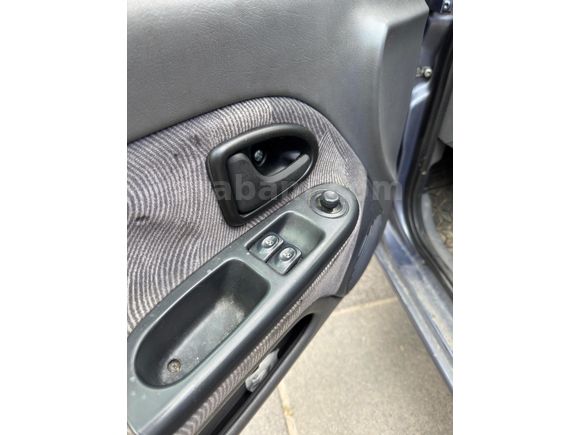 Sahibinden Renault Clio 1.4 RXT 2001 Model