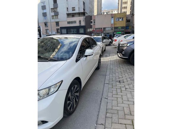 HATASIZ BOYASIZ TRAMERSİZ HONDA 
