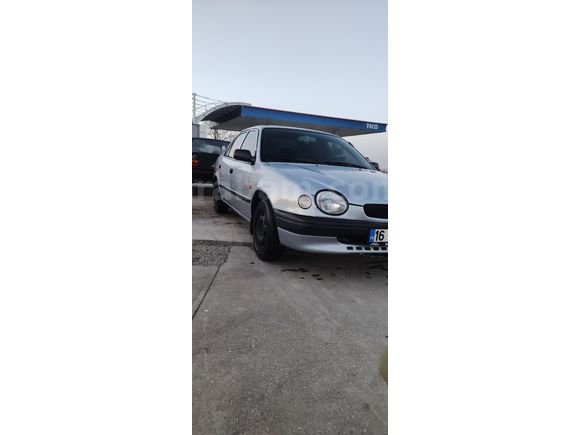 Sahibinden Toyota Corolla 1.3 Terra 2000 Model