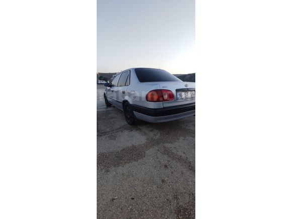 Sahibinden Toyota Corolla 1.3 Terra 2000 Model
