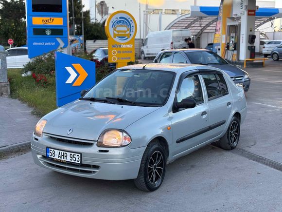 Sahibinden Renault Clio 1.4 RNA 2001 Model 