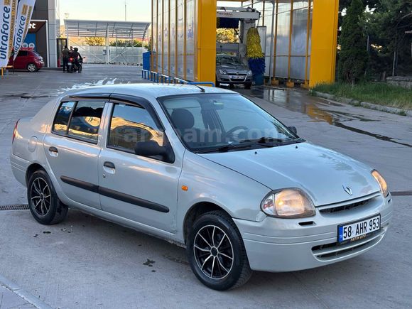 Sahibinden Renault Clio 1.4 RNA 2001 Model 