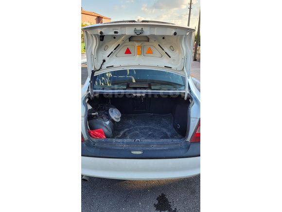 ACİL Sahibinden Opel Vectra 2.0 GLS 1998 Model Temiz Aile aracı