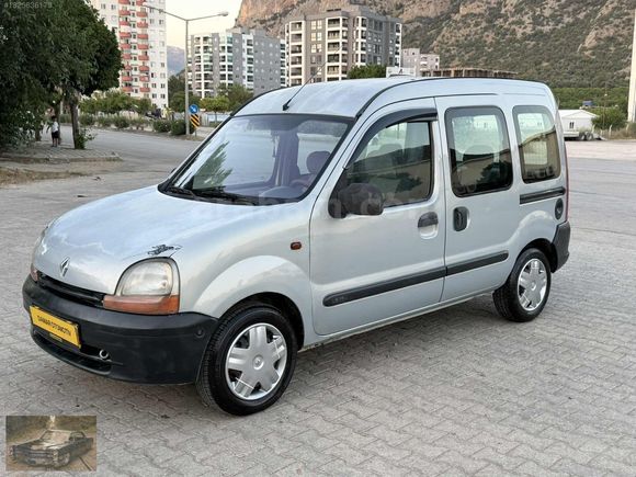 2000 MODEL KLİMALI ÇİFT SÜRGÜ KANGO