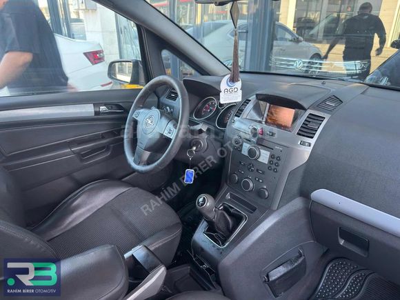7 KİŞİLİK OPEL ZAFİRA