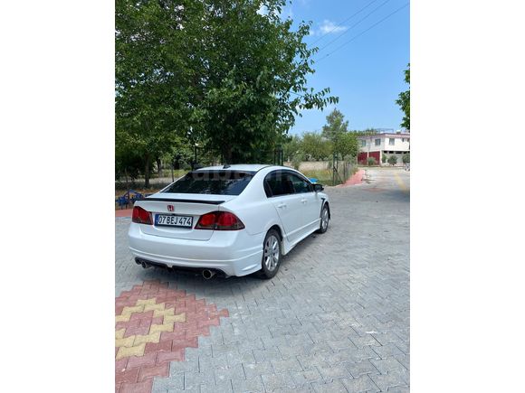 Sahibinden Honda Civic 1.6i VTEC Premium 2011 Model
