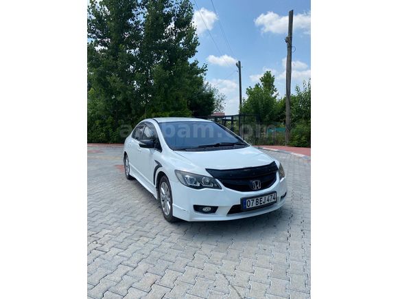 Sahibinden Honda Civic 1.6i VTEC Premium 2011 Model