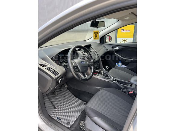 Sahibinden Ford Focus 1.6 Ti-VCT Trend X 2017 Model