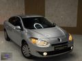 2011 TEMİZ BAKIMLI FLUANCE AİLE ARACI
