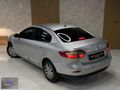 2011 TEMİZ BAKIMLI FLUANCE AİLE ARACI