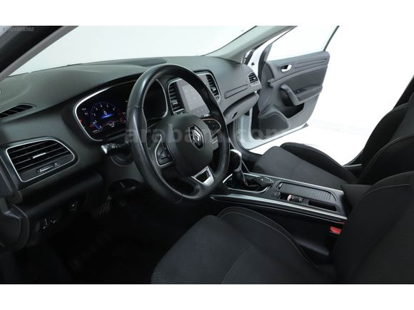 KARCI OTOMOTİVDEN Renault Megane full servis bakımlı