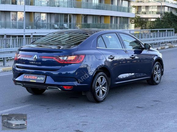KARDEM AUTO/DAN MEGANE TOUCH PLUS HATASIZ BOYASIZ 29 BİN KM DE