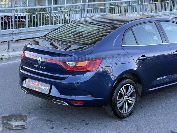 KARDEM AUTO/DAN MEGANE TOUCH PLUS HATASIZ BOYASIZ 29 BİN KM DE