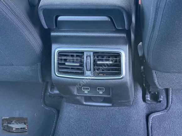 KARDEM AUTO/DAN MEGANE TOUCH PLUS HATASIZ BOYASIZ 29 BİN KM DE