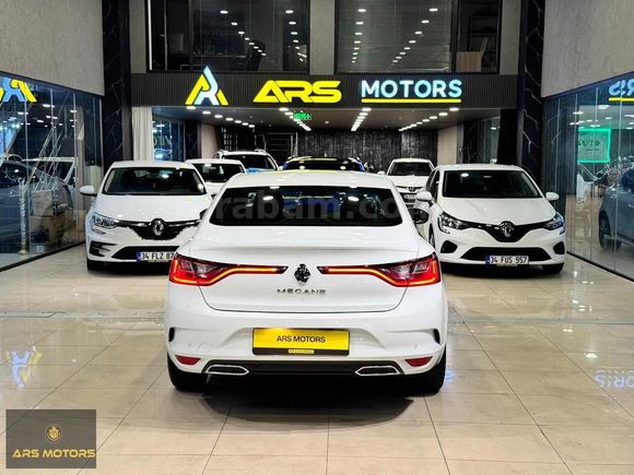 *ARS*2023 RENAULT MEGANE 1.3 TCE TOUCH 140 HP 42.000 BİN KM