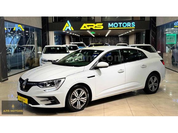 *ARS*2023 RENAULT MEGANE 1.3 TCE TOUCH 140 HP 42.000 BİN KM