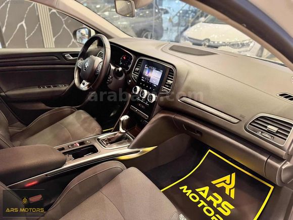 *ARS*2023 RENAULT MEGANE 1.3 TCE TOUCH 140 HP 42.000 BİN KM