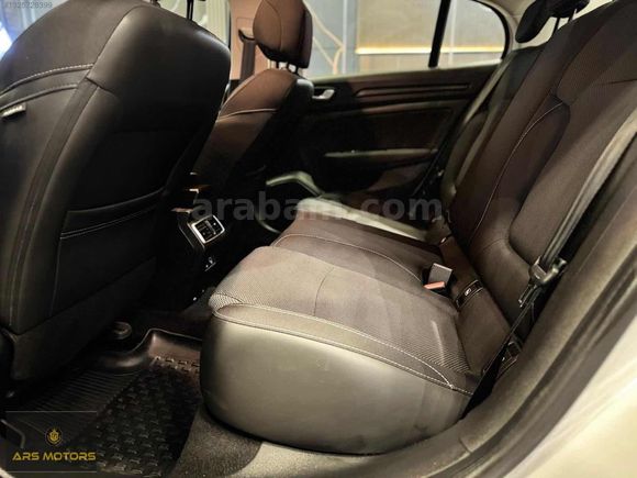 *ARS*2023 RENAULT MEGANE 1.3 TCE TOUCH 140 HP 42.000 BİN KM