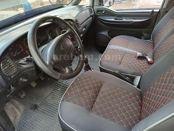 Hyundai Starex 2.5 TCI 2004 klimalı