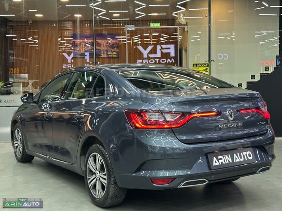 0.79 KREDİ*2024 MEGANE 1.3 TCE TOUCH/ANAHTSZÇLŞ/GERİGRŞ