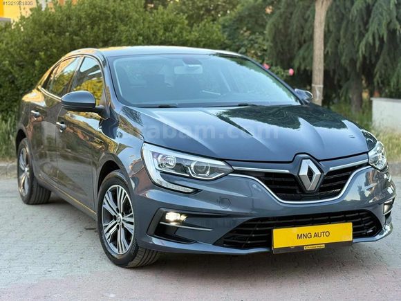 İLK ELDEN TERTEMİZ ORJİNAL HATASIZ BOYASIZ MEGANE TOUCH