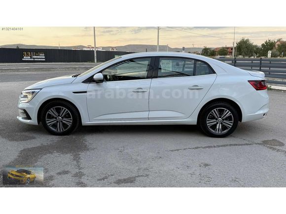 2023 model..FUL RENAULT BAKIMLI--BOYASIZ. hatasız
