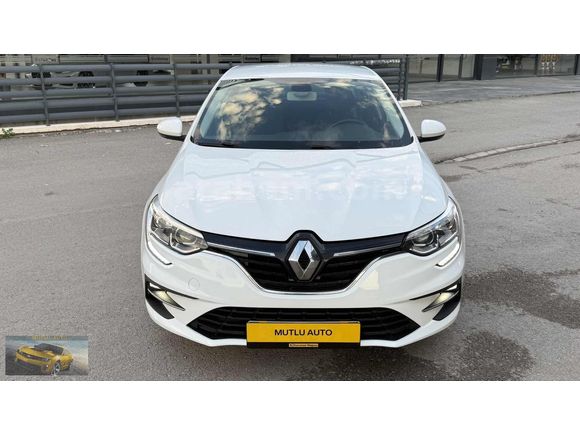 2023 model..FUL RENAULT BAKIMLI--BOYASIZ. hatasız