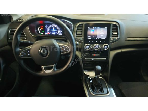 KARION DAN 2024 RENAULT MEGANE 1.3 TCE TOUCH HATASIZ