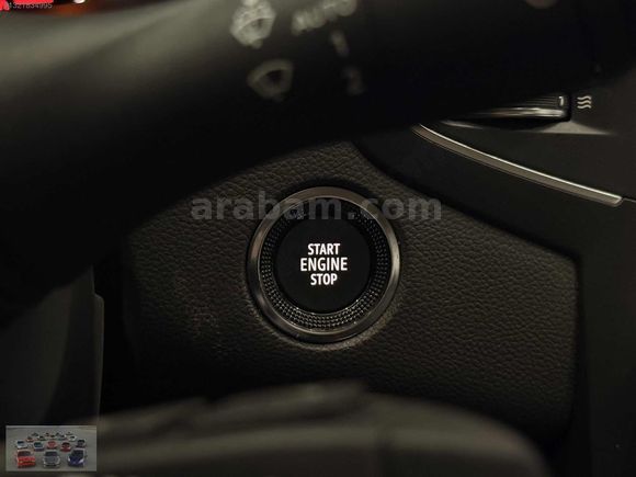 58 BİNDE*2024 MEGANE 1.3 TCE TOUCH GERİ GÖRÜŞ/CAR PLAY/KEYLES GO